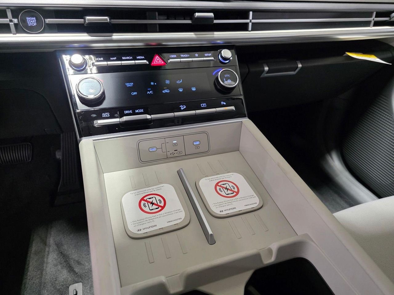 New 2026 Serenity White Hyundai SE image 28