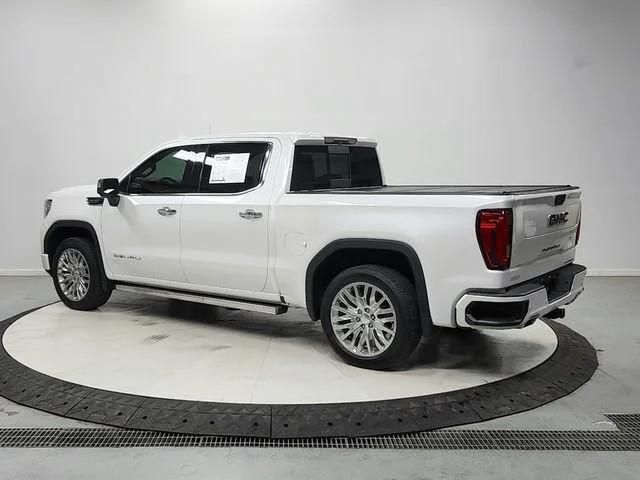 Used 2019 WHITE FROST TRICOAT GMC Denali image 5