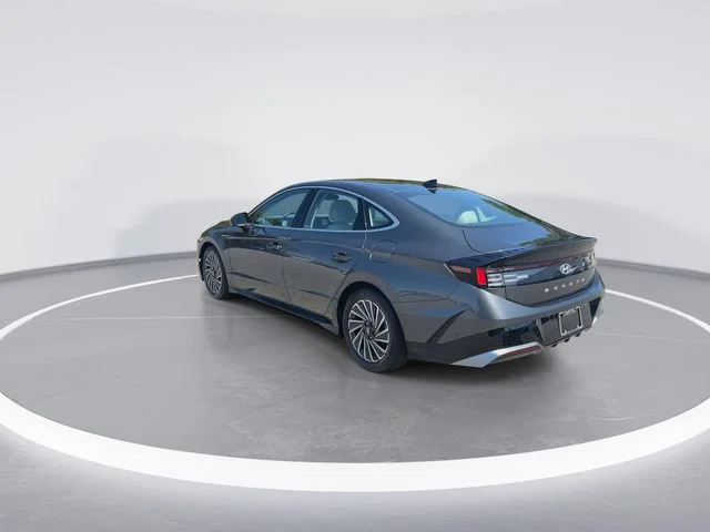 Used 2024 Gray Hyundai Limited image 6