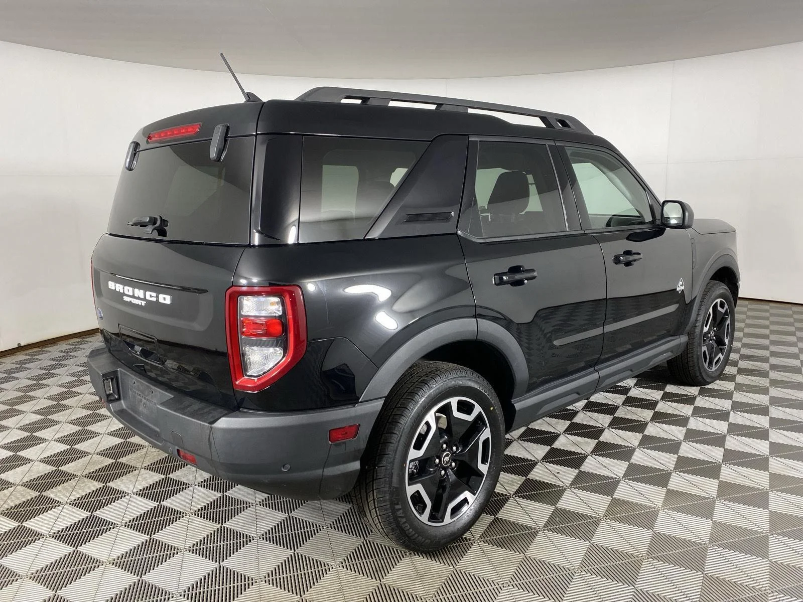 Used 2023 Shadow Black Ford Outer Banks image 10
