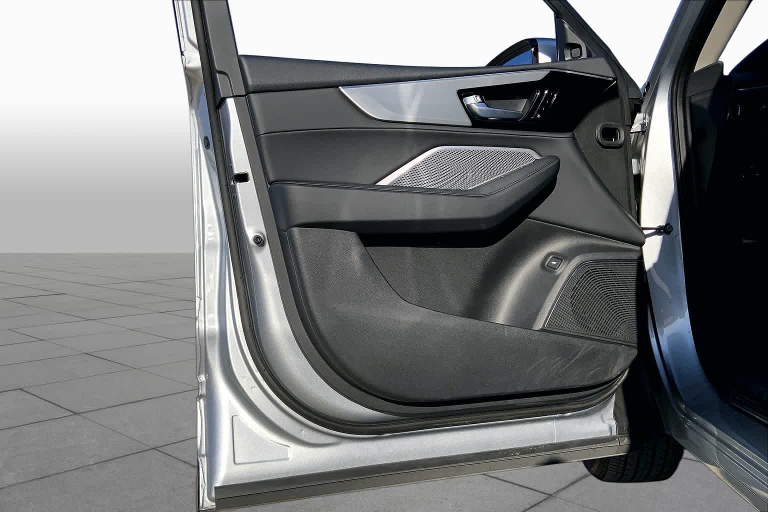 Used 2026 Solar Silver Metallic Acura  image 20