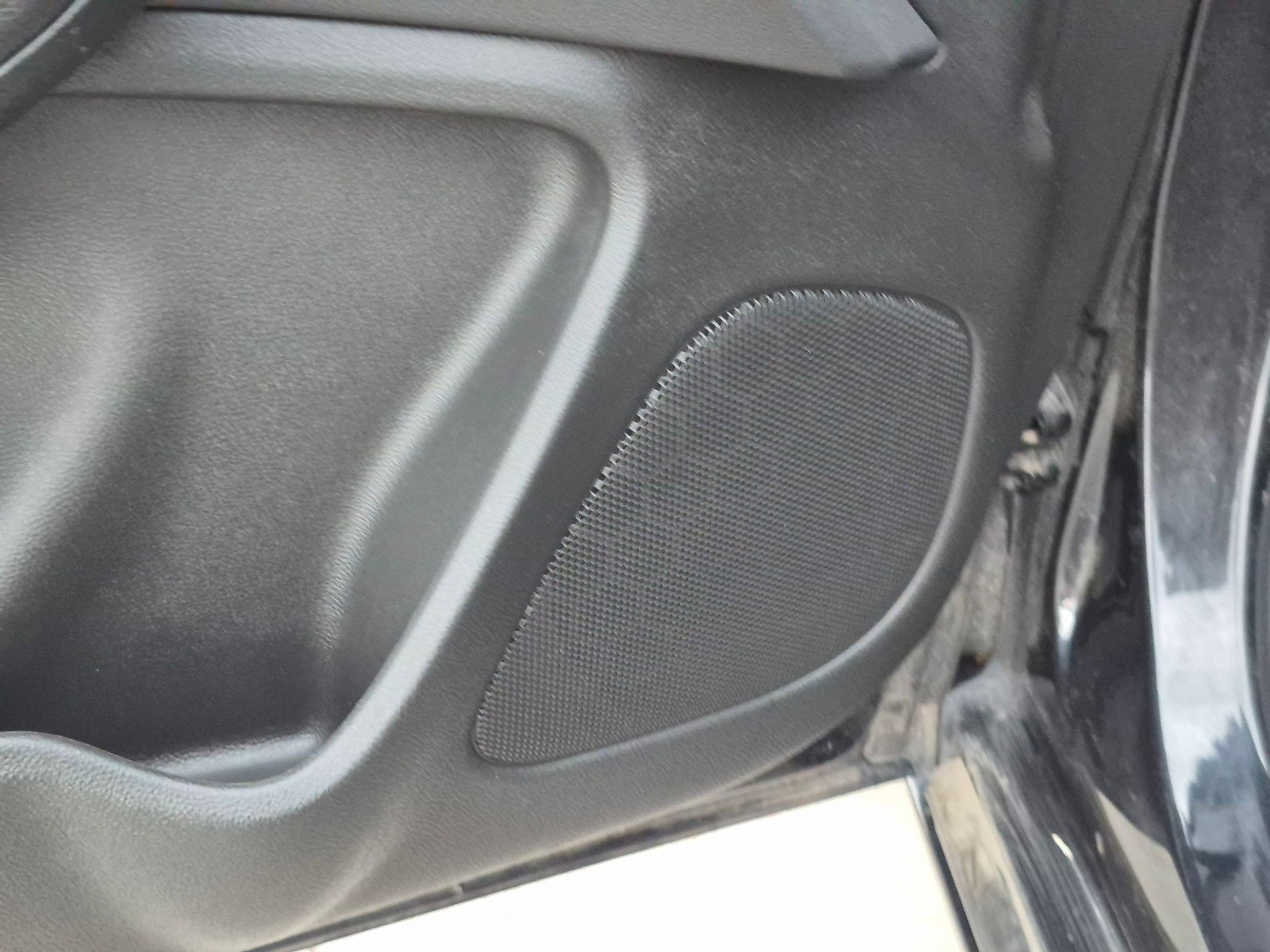 Used 2015 Black Granite Metallic Chevrolet LT image 13
