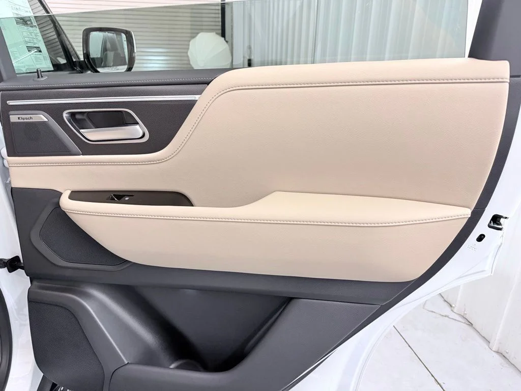 Certified Used 2026 White INFINITI PURE image 45