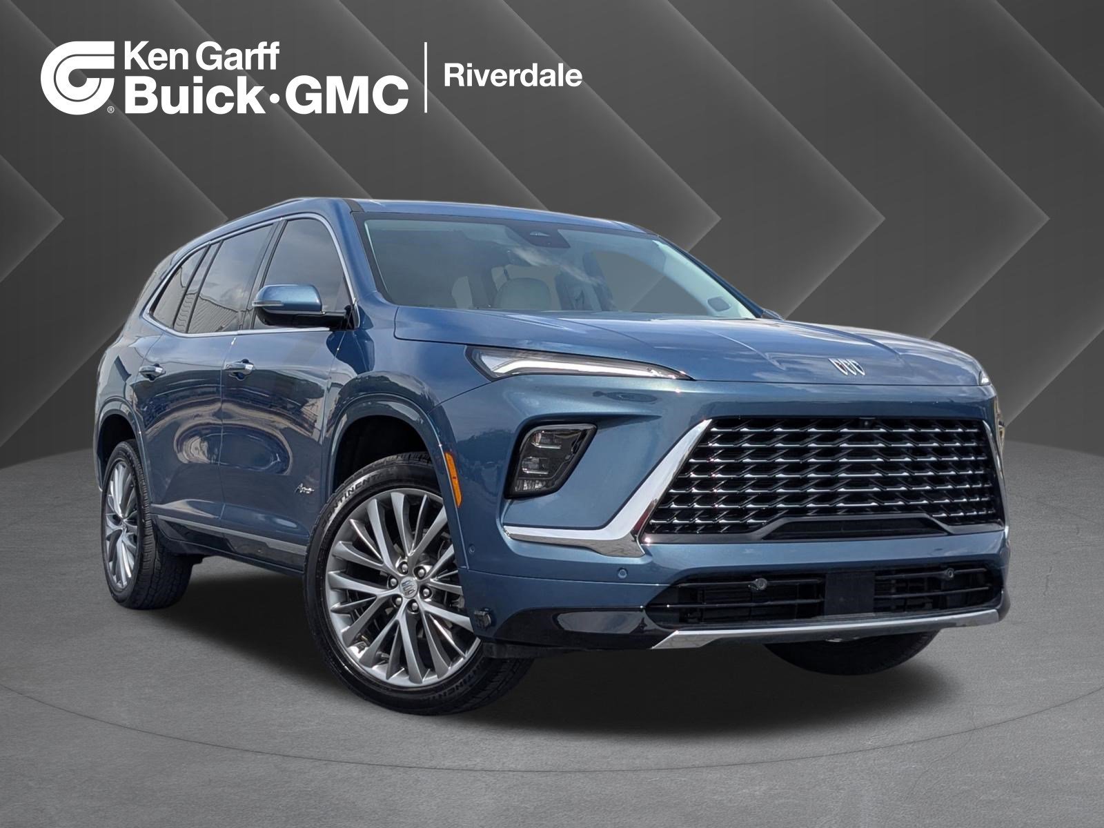 2025 Buick Enclave Avenir AWD's photo