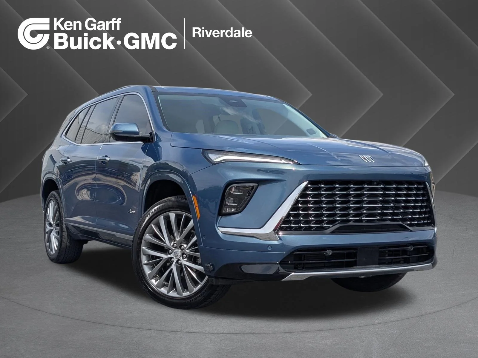 2025 Buick Enclave Avenir AWD's photo