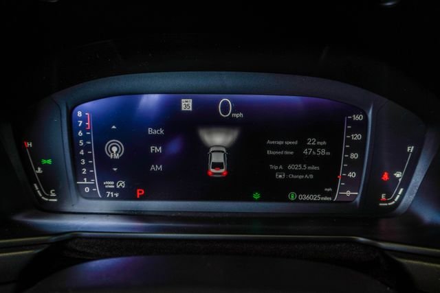 Used 2023 White Honda EX image 33