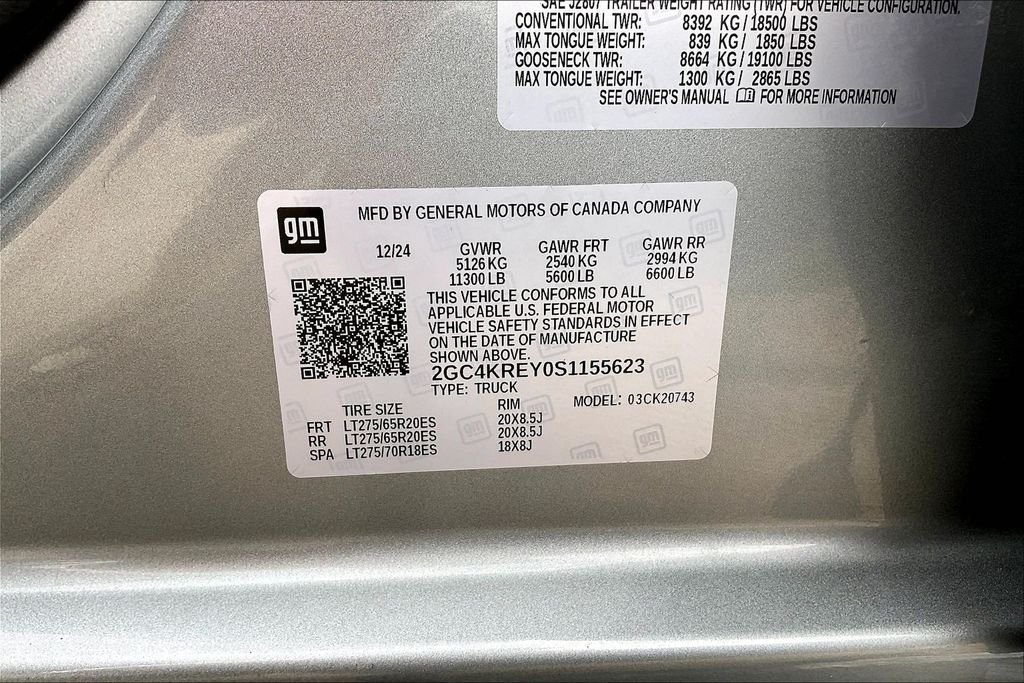 Used 2025 Gray Chevrolet High Country image 16