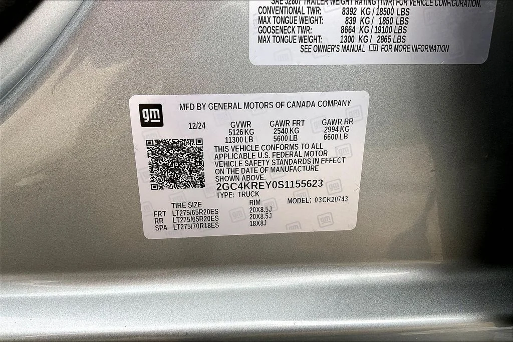 Used 2025 Gray Chevrolet High Country image 16