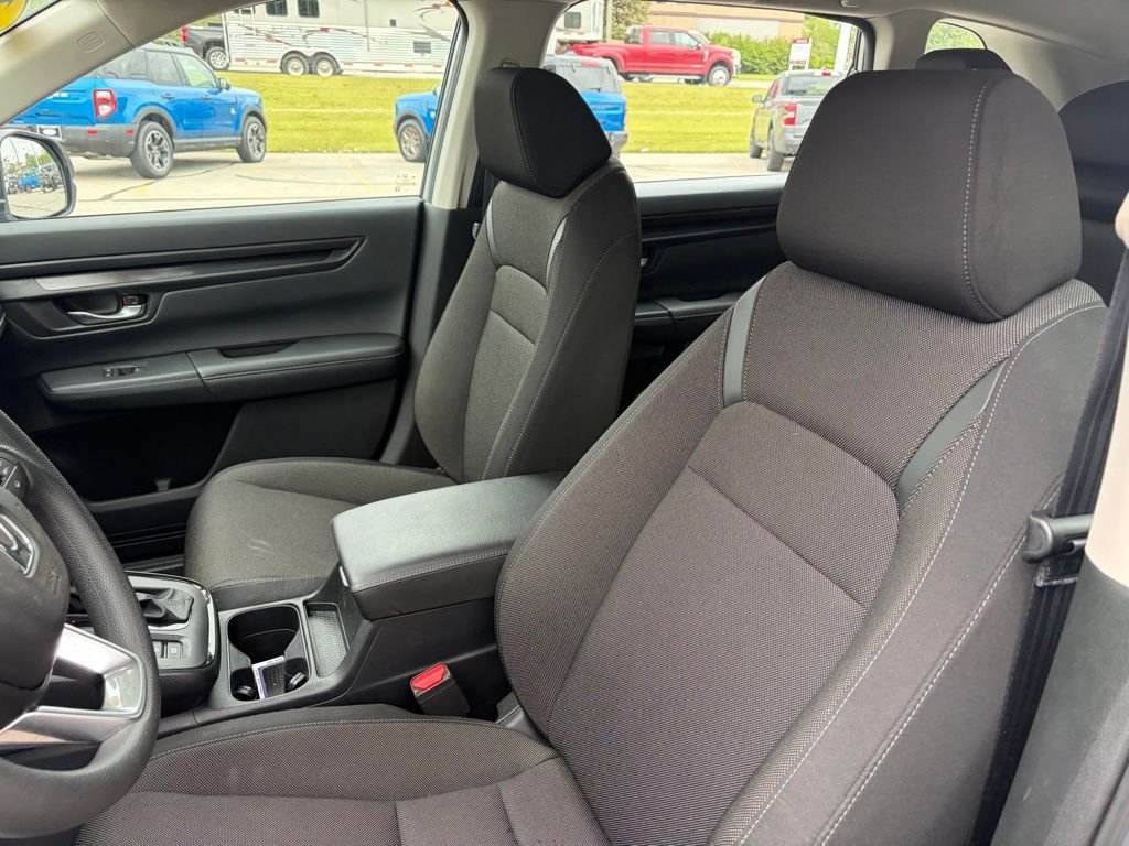 Used 2023 Lunar Silver Metallic Honda LX image 3