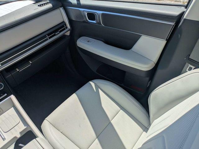 New 2027 Black Hyundai SEL FWD image 18