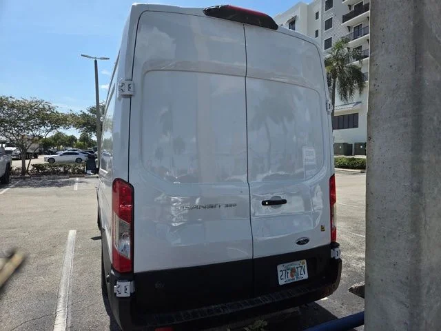 Used 2020 White Ford Base image 4
