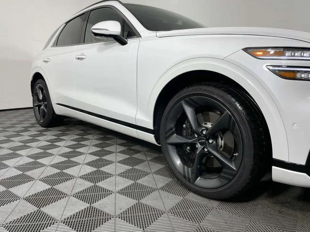 2026 GENESIS GV70 Sport Prestige - Photo 14