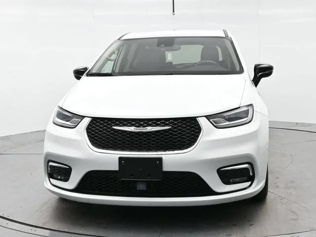 Used 2024 Bright White Clea Chrysler Hybrid Select image 2