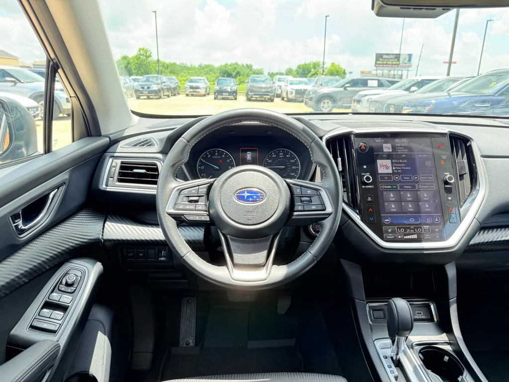 Used 2023 Cosmic Blue Pearl Subaru Premium image 20