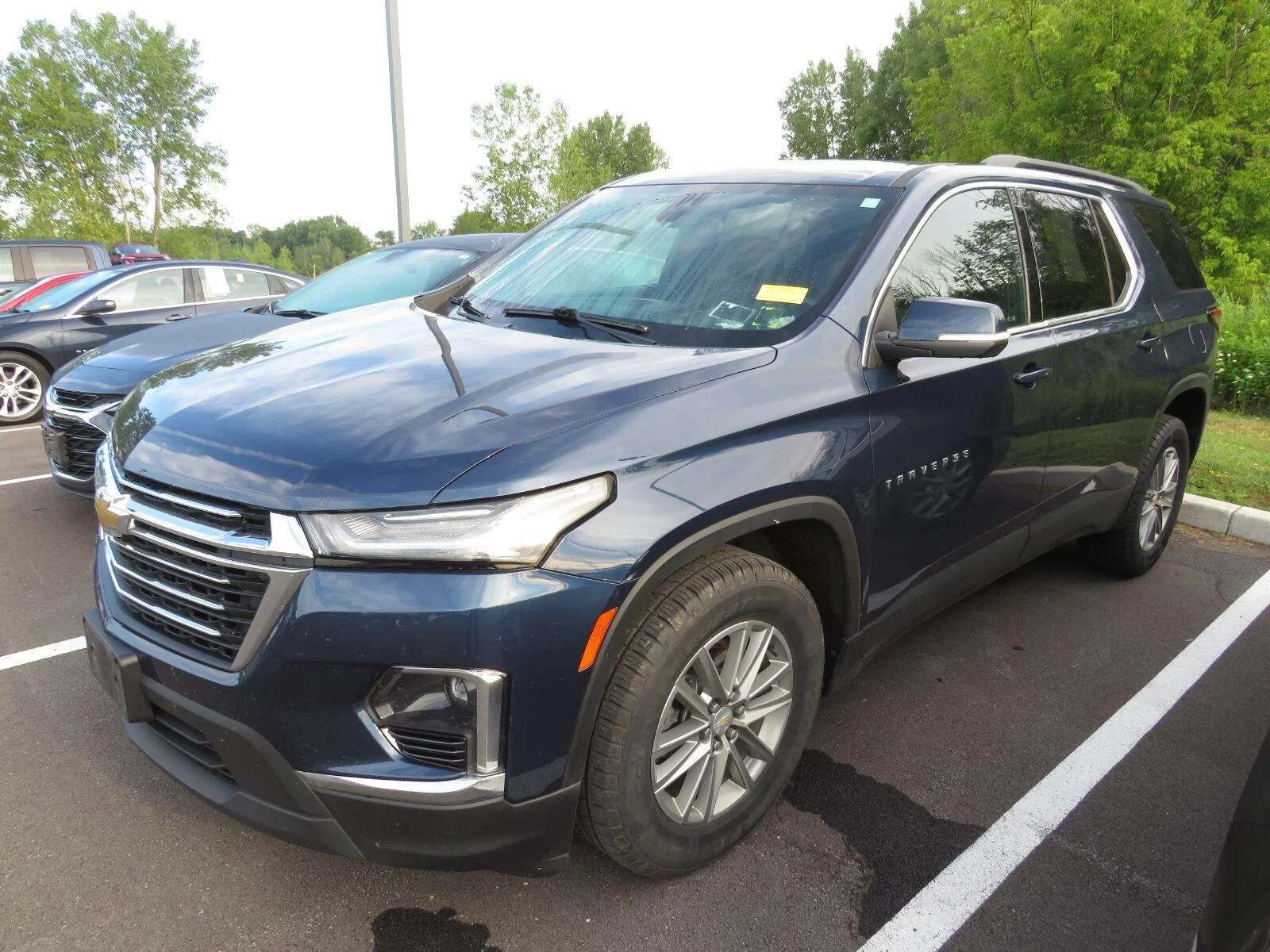 Used 2022 NORTHSKY BLUE METALLIC Chevrolet LT Cloth image 6