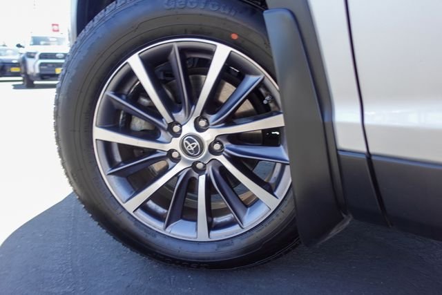 Certified Used 2019 Silver Toyota XLE image 12