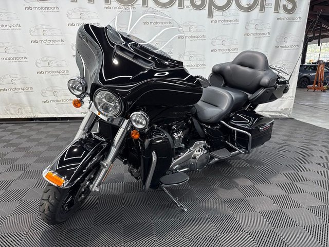 2017 Harley-Davidson Ultra Limited FLHTK