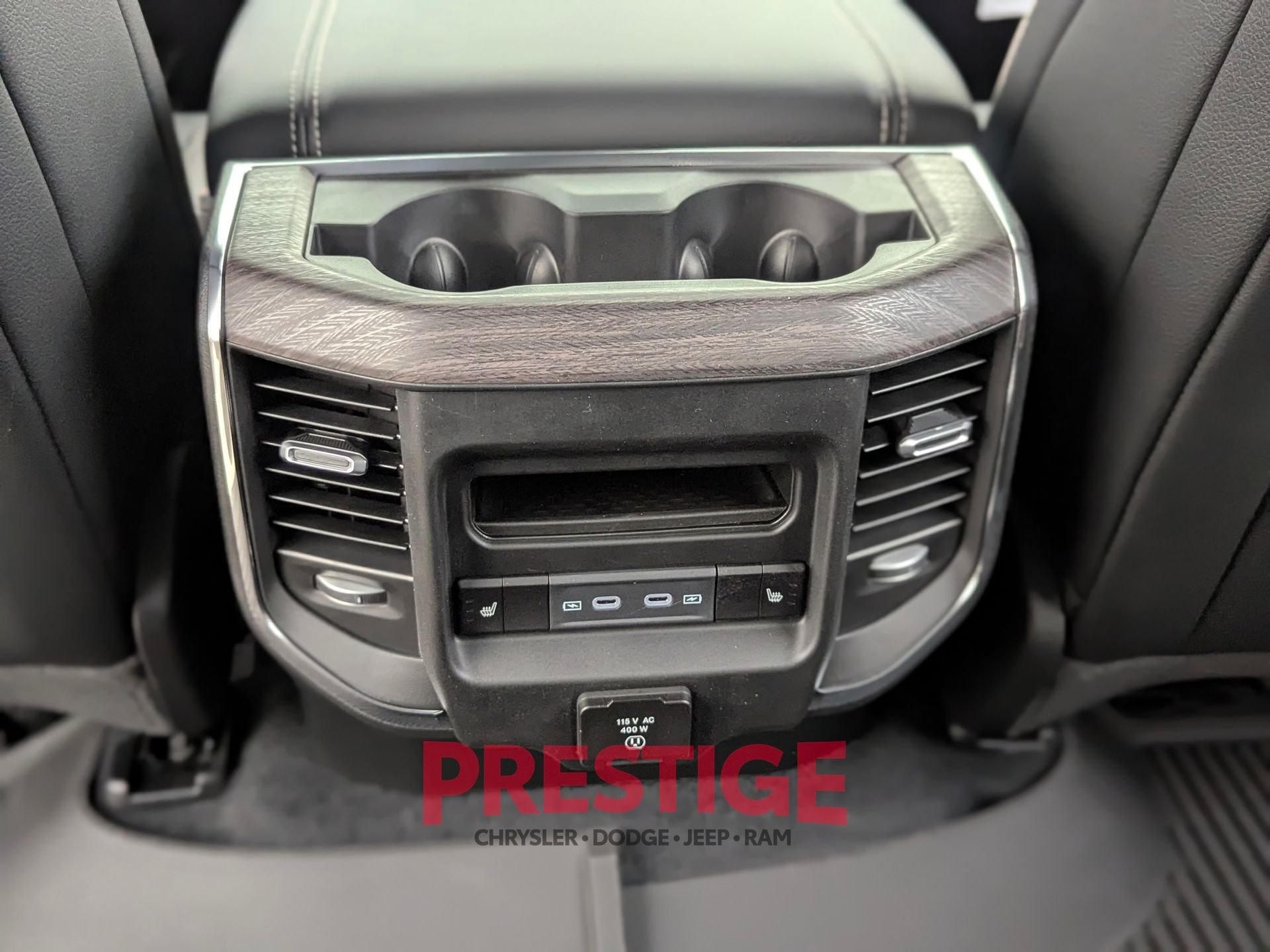 New 2026 Granite Crystal Metallic Clear-Coat Exterior Paint RAM Laramie image 25