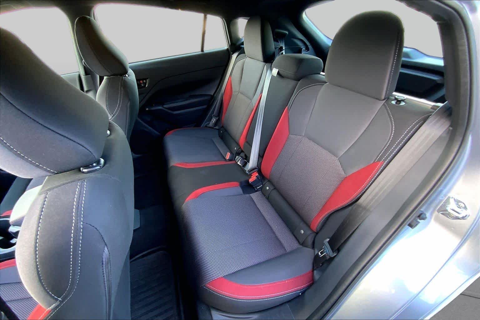 Used 2025 Ice Silver Metallic Subaru RS image 18