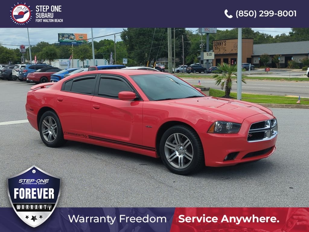 Used 2014 Red Dodge R/T image 9