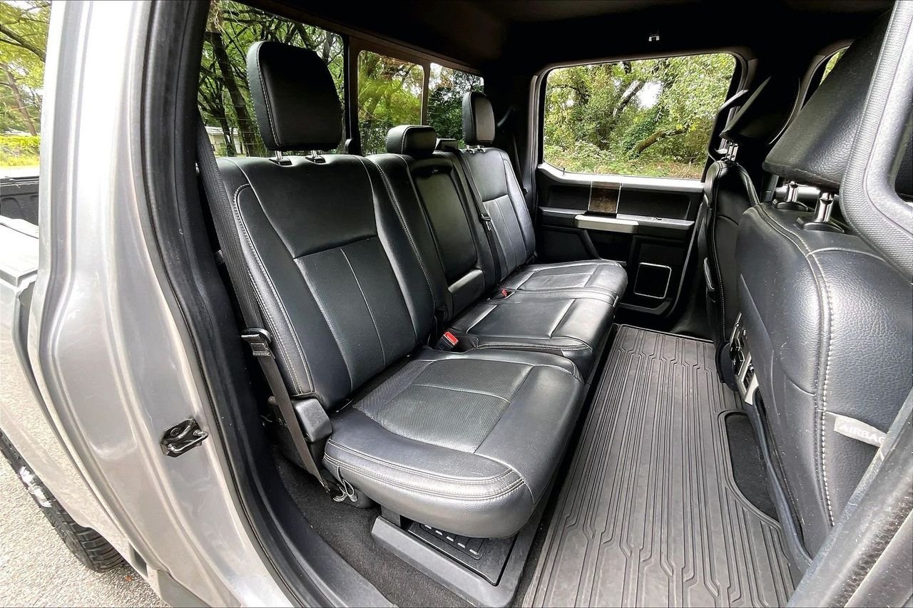 Used 2022 Silver Ford Lariat image 19