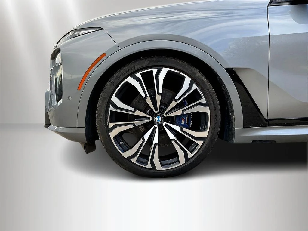 Used 2023 Skyscraper Gray Metallic BMW xDrive40i image 35