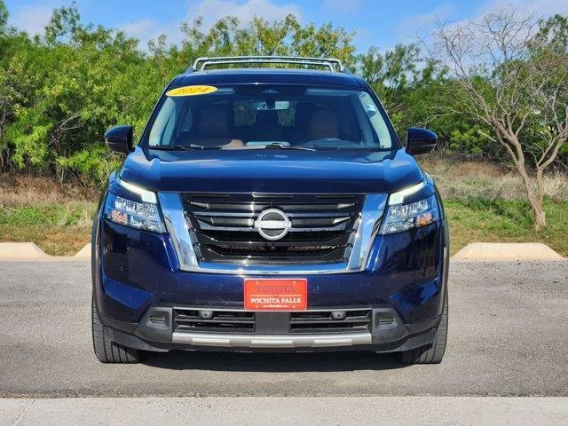 Used 2024 Deep Ocean Blue Pearl Nissan Platinum (A9) Front-Wheel Drive image 2