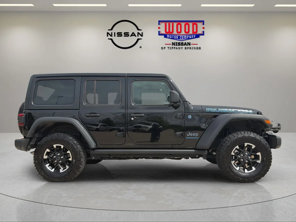 Used 2025 Black Jeep Rubicon image 2