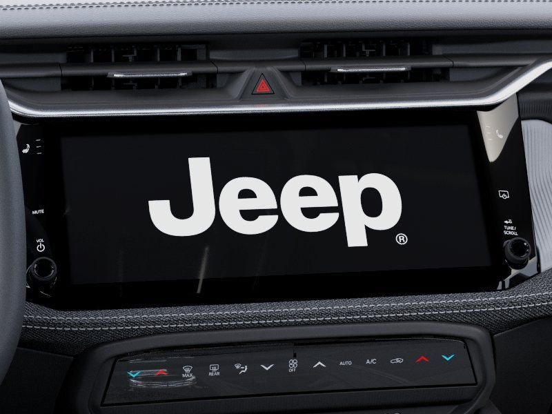 New 2026 Bright White Clear-Coat Exterior Paint Jeep Laredo image 18