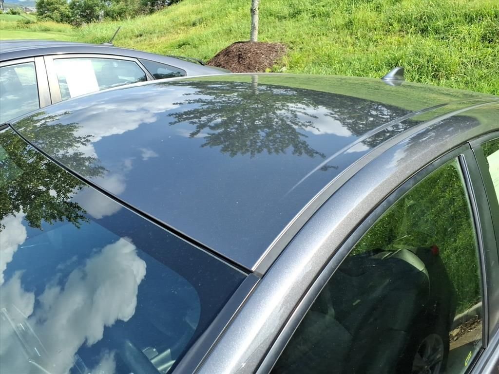 Used 2018 Gray Toyota Two image 7