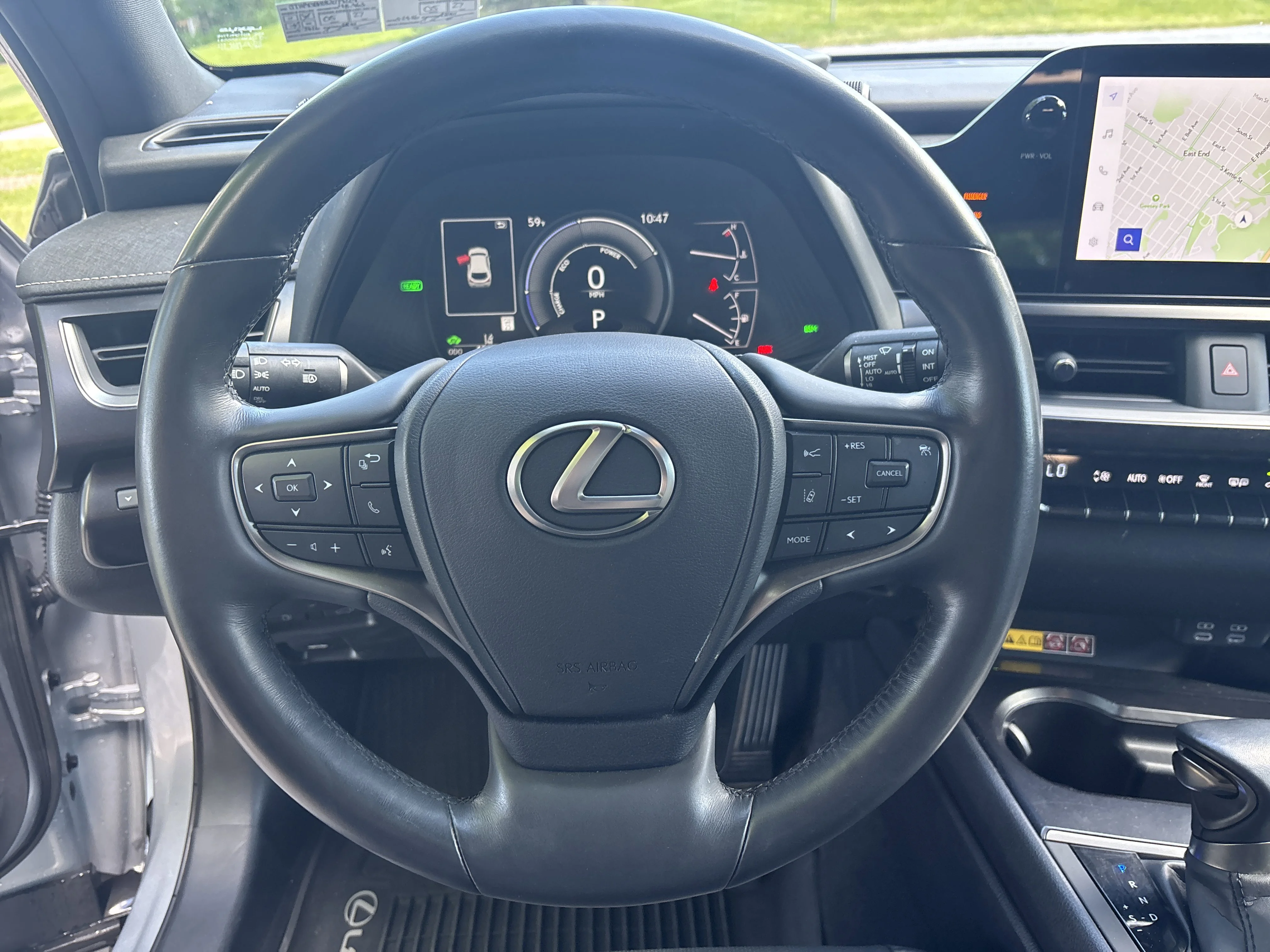 Used 2024 Iridium Lexus UX 250h Premium image 18