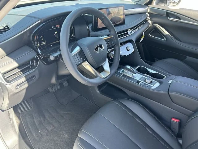 New 2027 RADIANT WHITE INFINITI Luxe FWD image 20