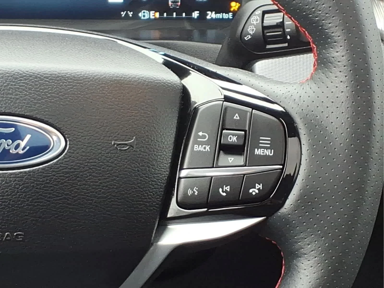 Used 2026 Carbonized Gray Metallic Ford ST-Line image 22
