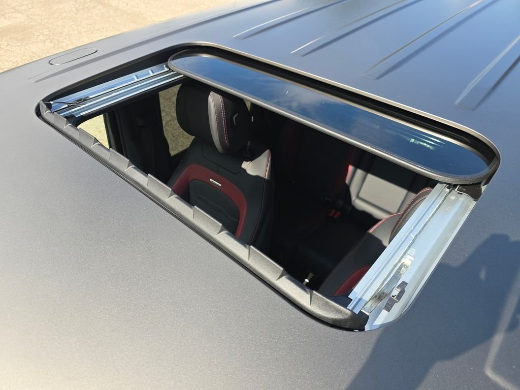 New 2027 MANUFAKTUR Monza Grey Magno Mercedes-Benz G 63 AMG® image 3