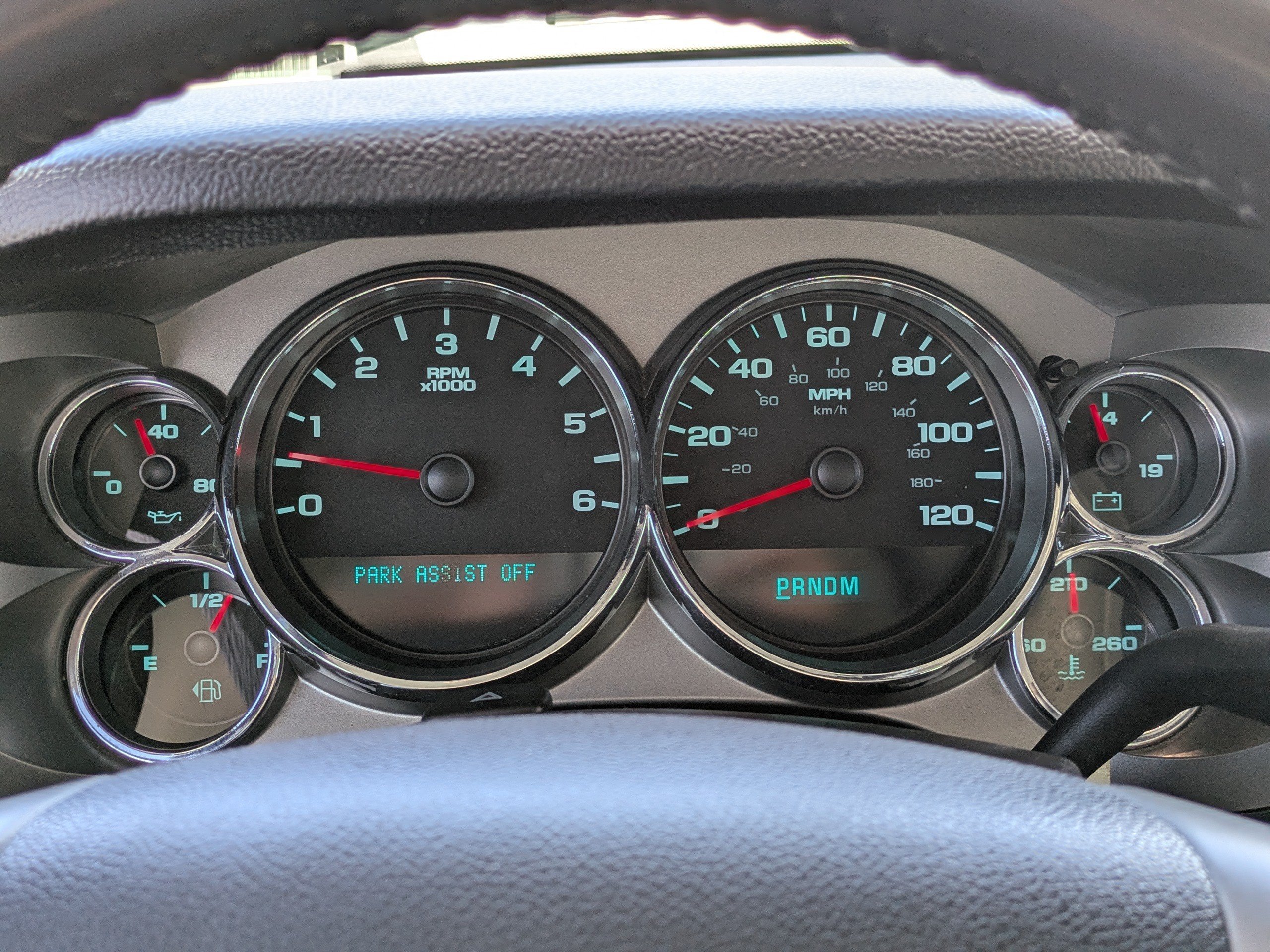 Used 2009 Summit White GMC SLE image 22