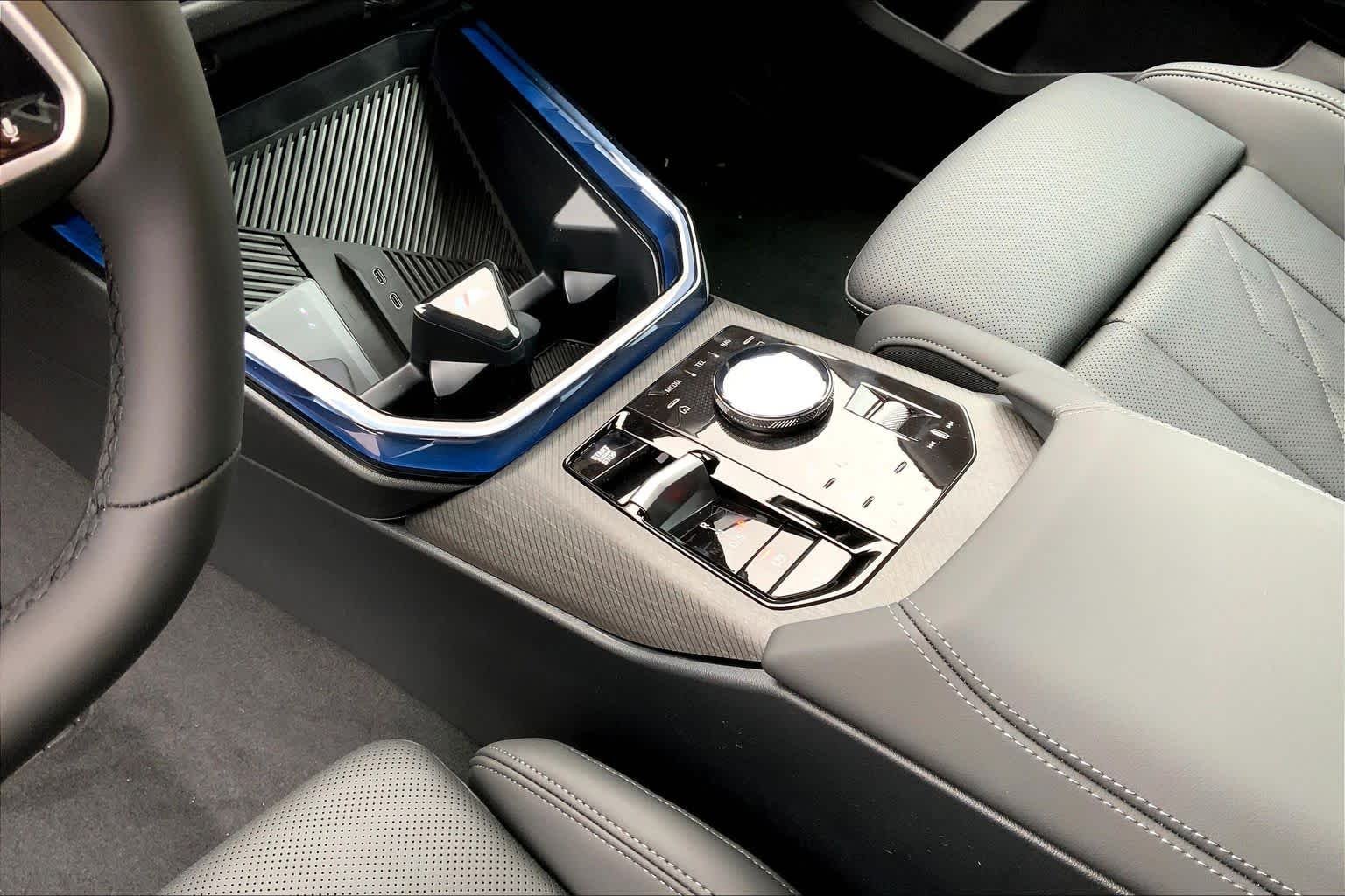 New 2026 Vegas Red Metallic BMW 30 xDrive image 7