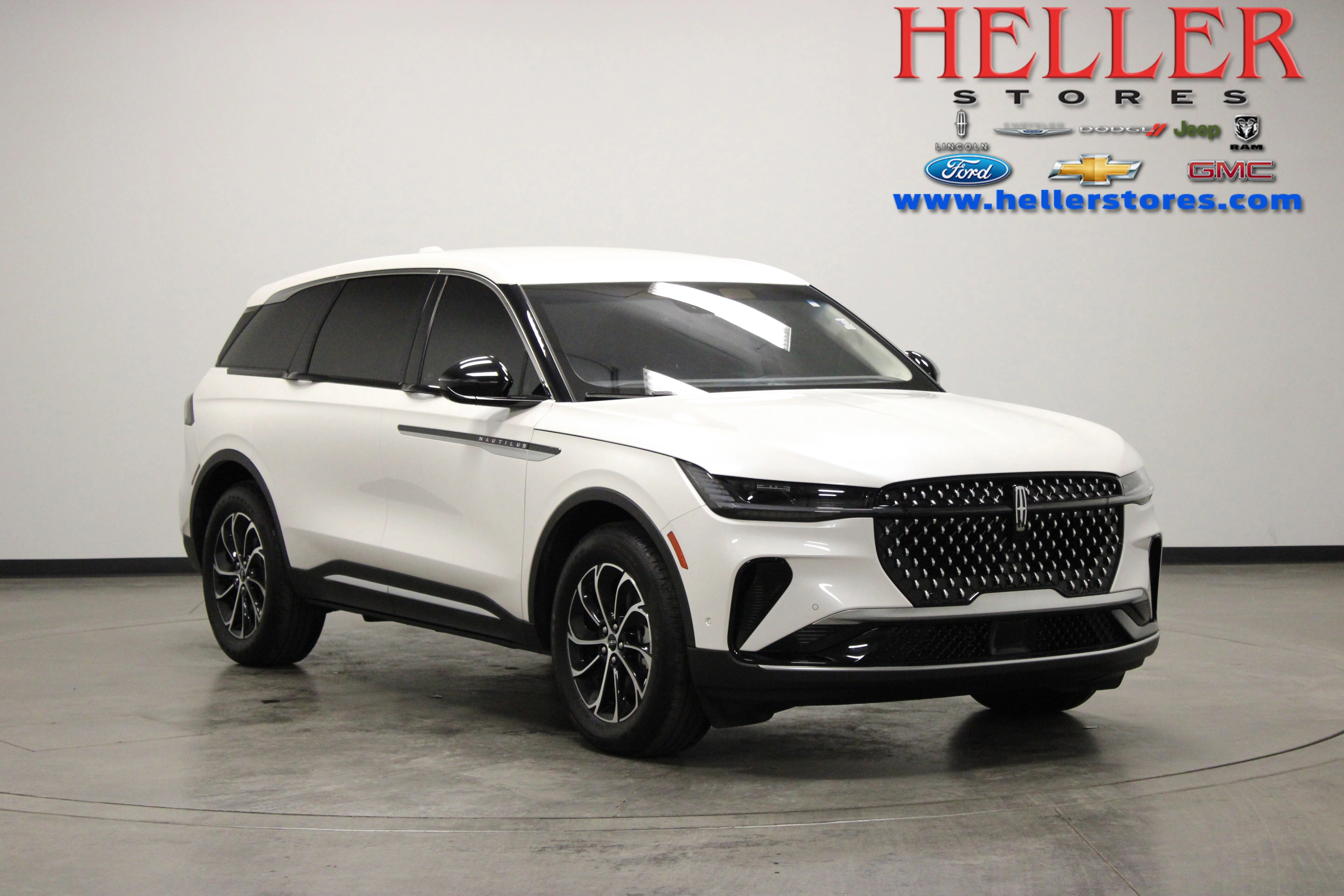 2024 Lincoln Nautilus Premiere AWD's photo