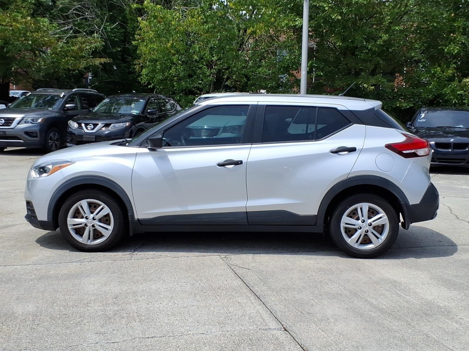 Used 2020 Brilliant Silver Metallic Nissan S image 3
