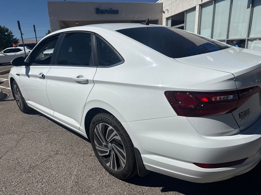 Used 2020 White Volkswagen SEL image 8