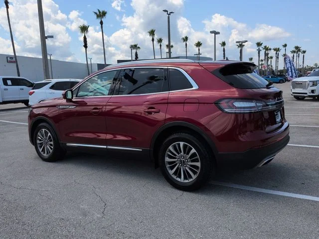 Certified Used 2019 Ruby Red Metallic Lincoln Select image 6