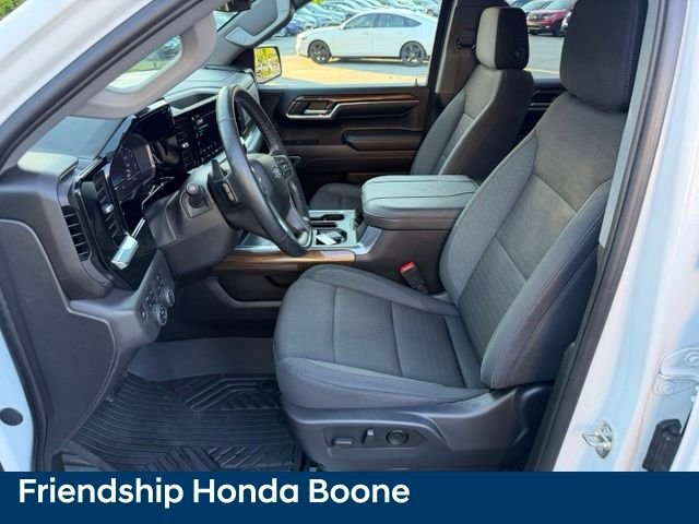 Used 2024 White Chevrolet LT Trail Boss image 14