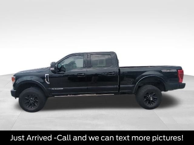 Used 2022 Black Ford Lariat image 1