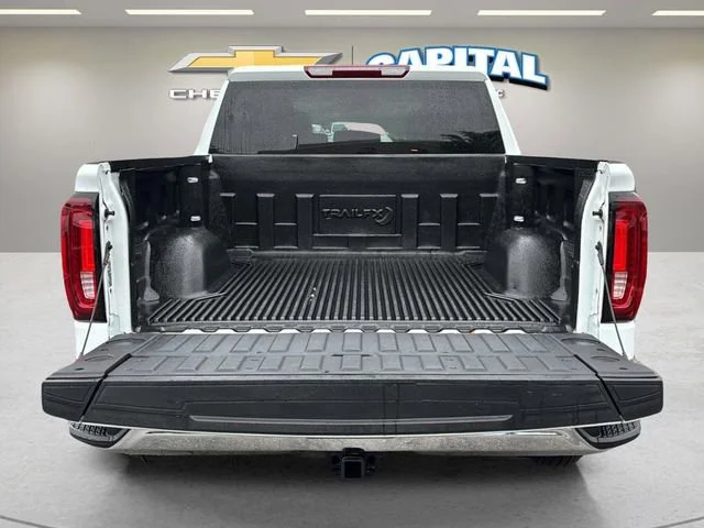 Used 2025 Summit White GMC SLT image 31