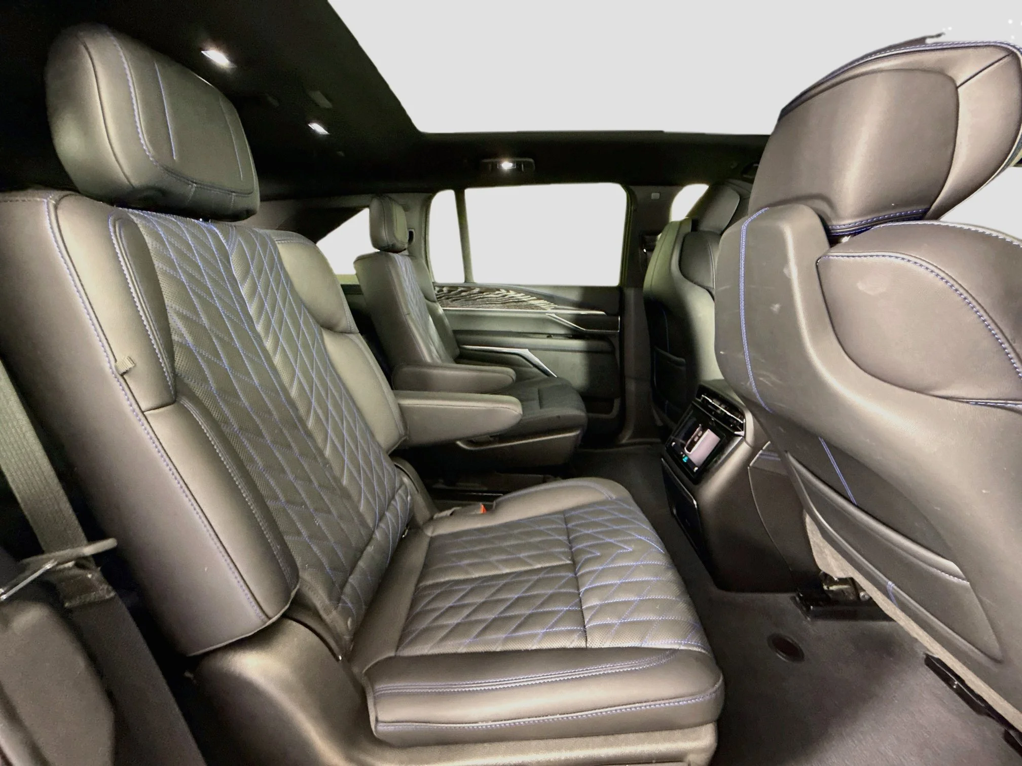 Used 2025 Summit White Cadillac Sport 1 image 31