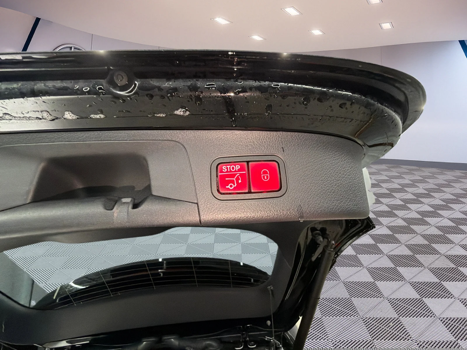Used 2023 Black Mercedes-Benz GLA 250 image 24
