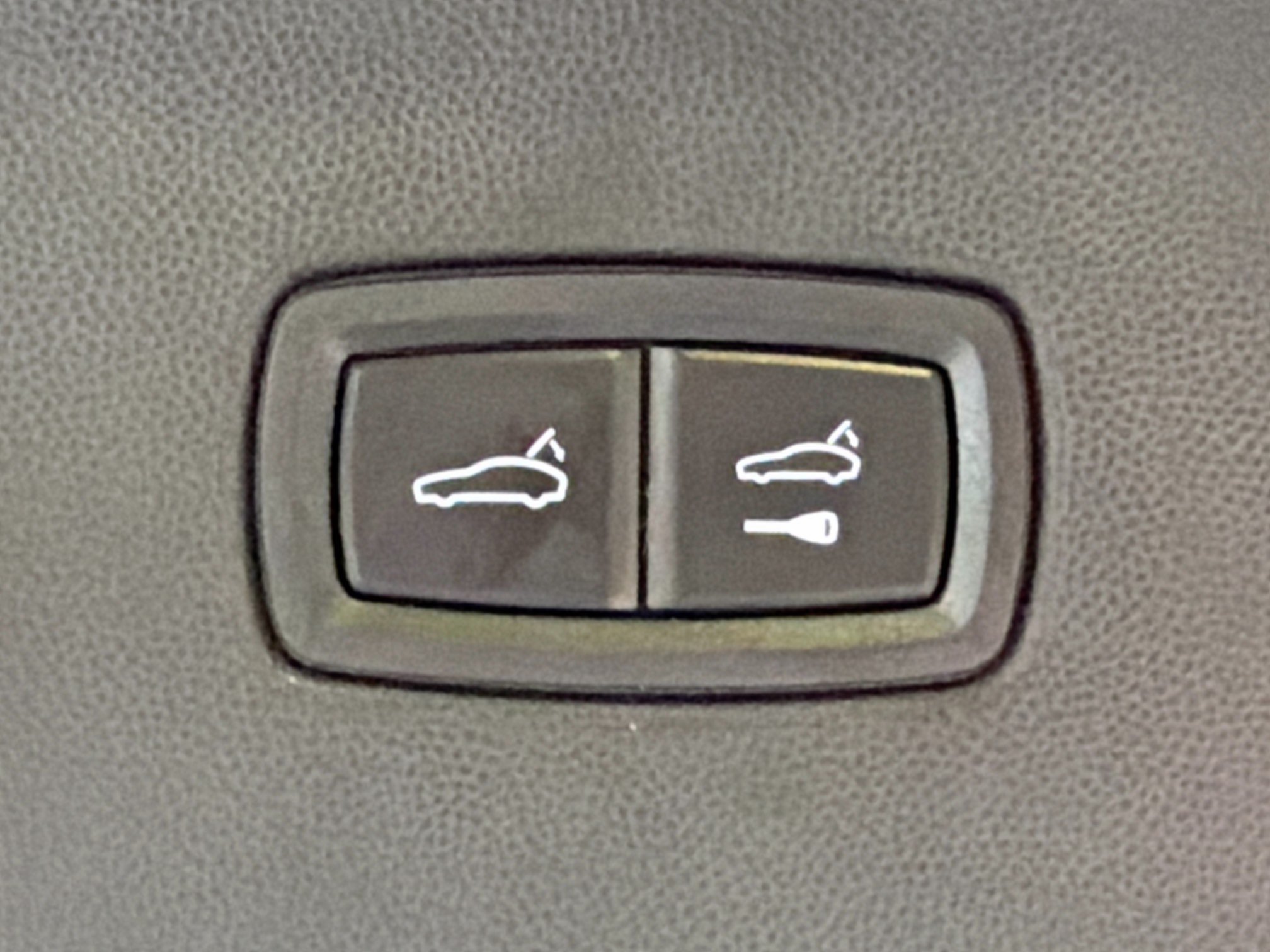 New 2026 Slate Grey Neo Porsche Electric image 15