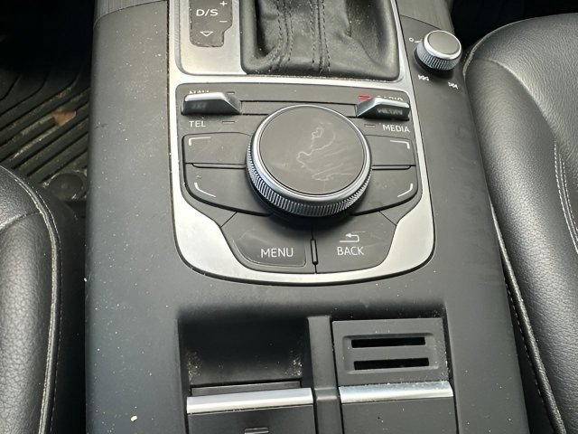 Used 2015 Monsoon Gray Metallic Audi 2.0T Premium image 18
