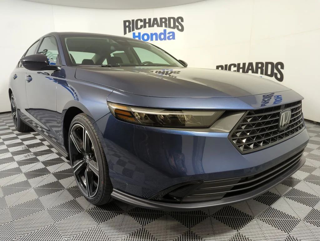 New 2026 Canyon River Blue Metallic Honda SE image 7