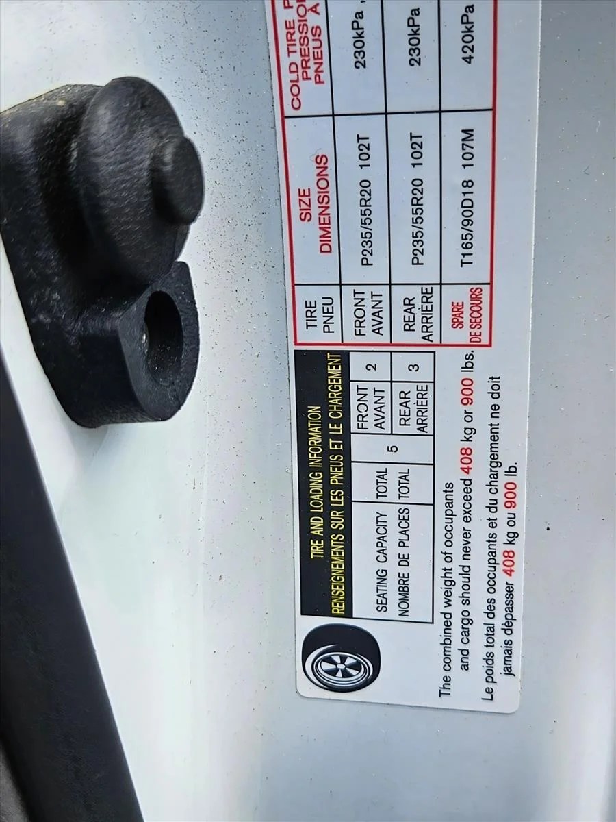 Used 2011 Glacier Pearl Nissan LE image 17