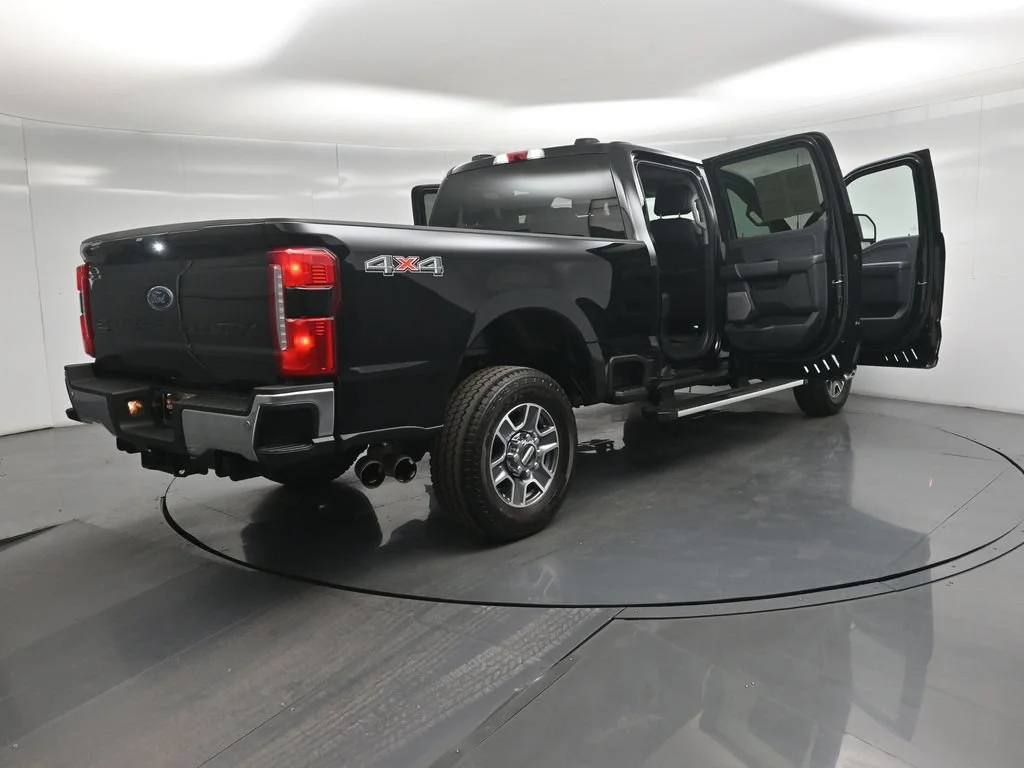 Certified Used 2025 Black Ford Lariat image 5